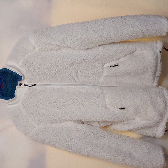 Be Boundless Reversible Jacket - Picture 9 of 16